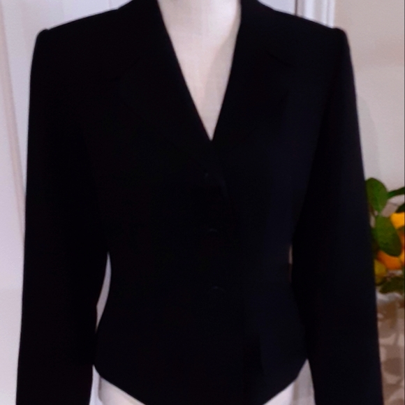 MAGGY LONDON, Blk, 3 Button, Polyester Blazer, Size 4 - Picture 1 of 11